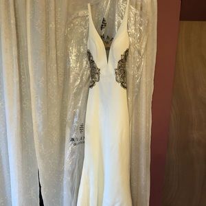 Faviana Dress Size 2 (S7916)